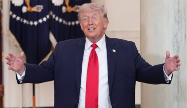 Trump threatens to put Iran in 'stone ages,' dampening ceasefire hopes