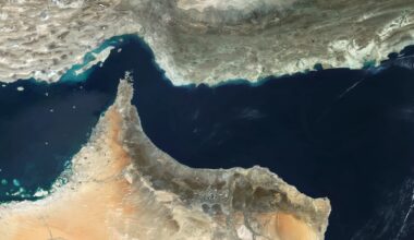 Oil rises as Trump warns Iran to open Strait of Hormuz by Tuesday