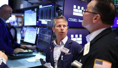 What to buy and sell depending on outcome of U.S.-Iran deadline: JPMorgan