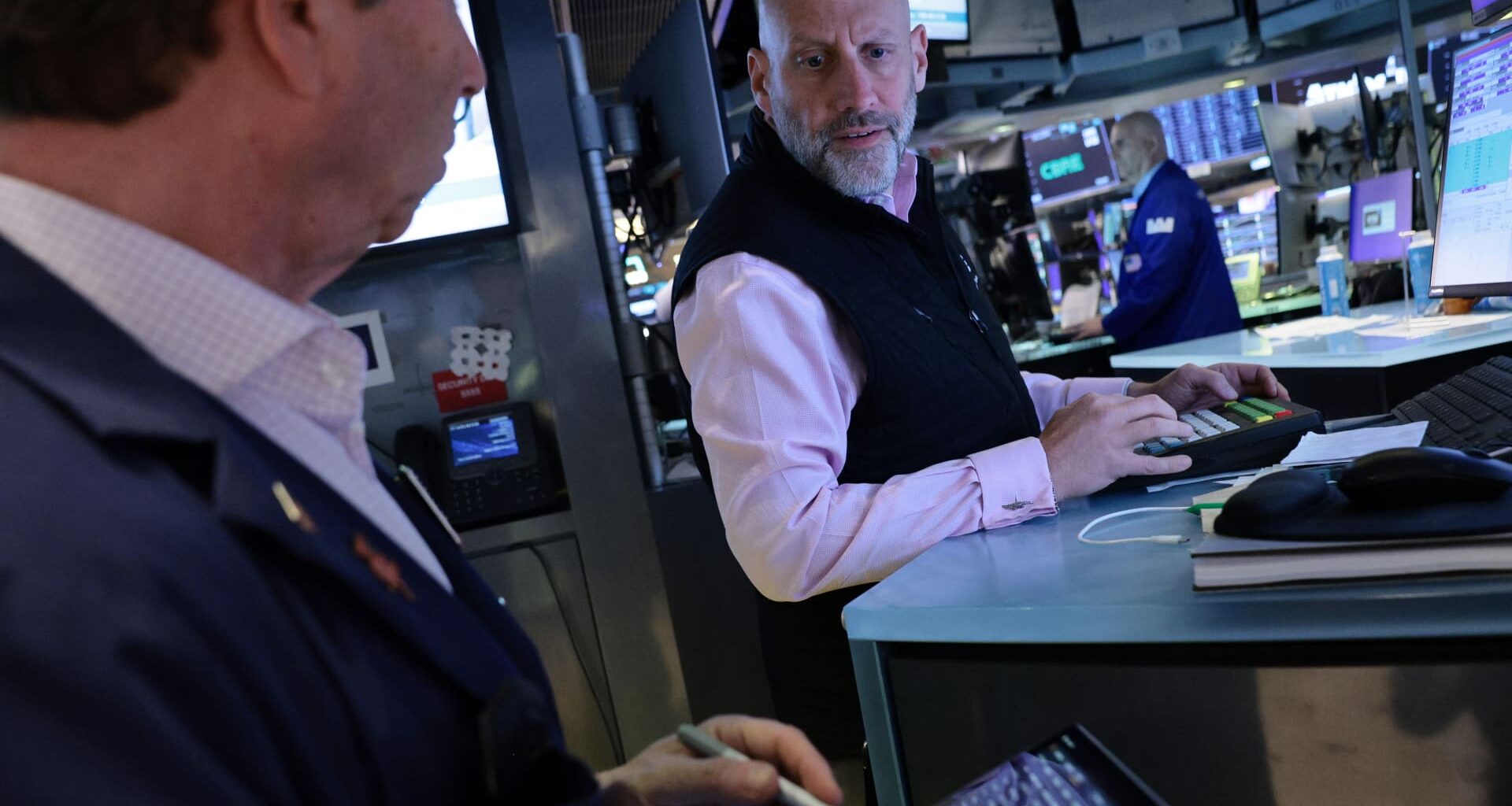 Stox 600, FTSE, DAX, CAC, Iran latest, oil prices