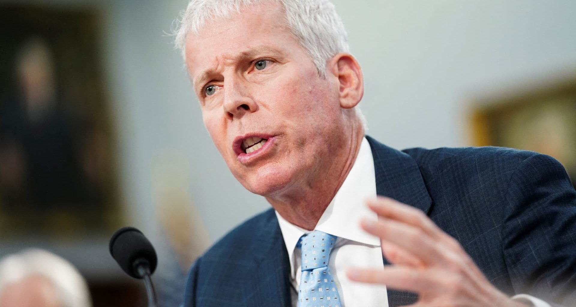 Gas prices may not drop under $3 until next year: Wright