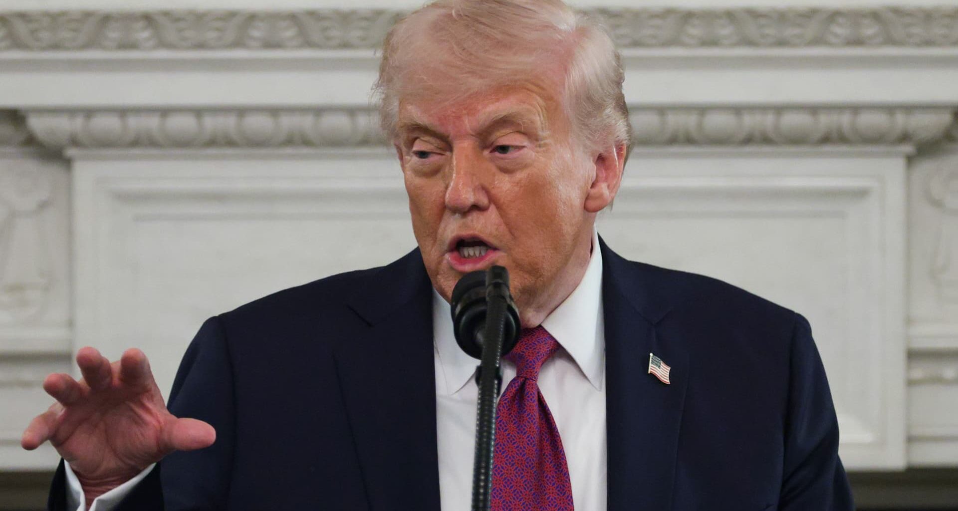 Trump's net approval rating on economy and overall falls to lowest of his two terms, CNBC survey shows