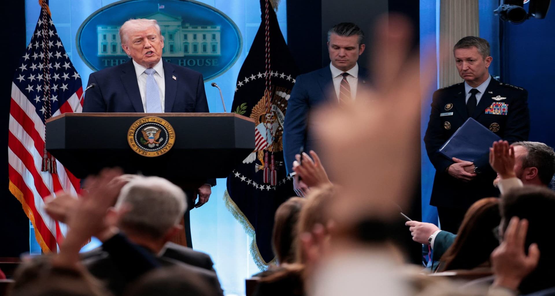 Trump, journalists to meet at White House correspondents' dinner