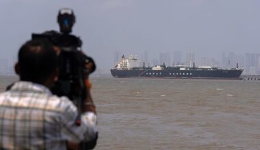 Is Iran unable to locate its mines in the Strait of Hormuz?