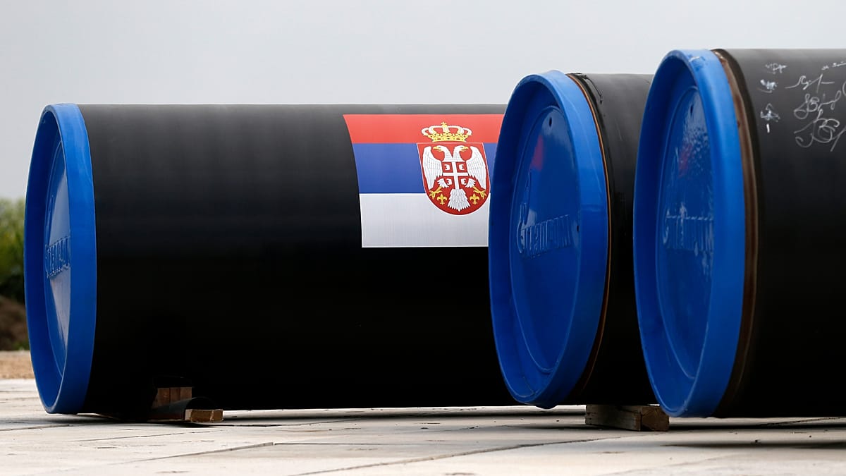 Explosives found near gas pipeline connecting Serbia and Hungary, Vučić says
