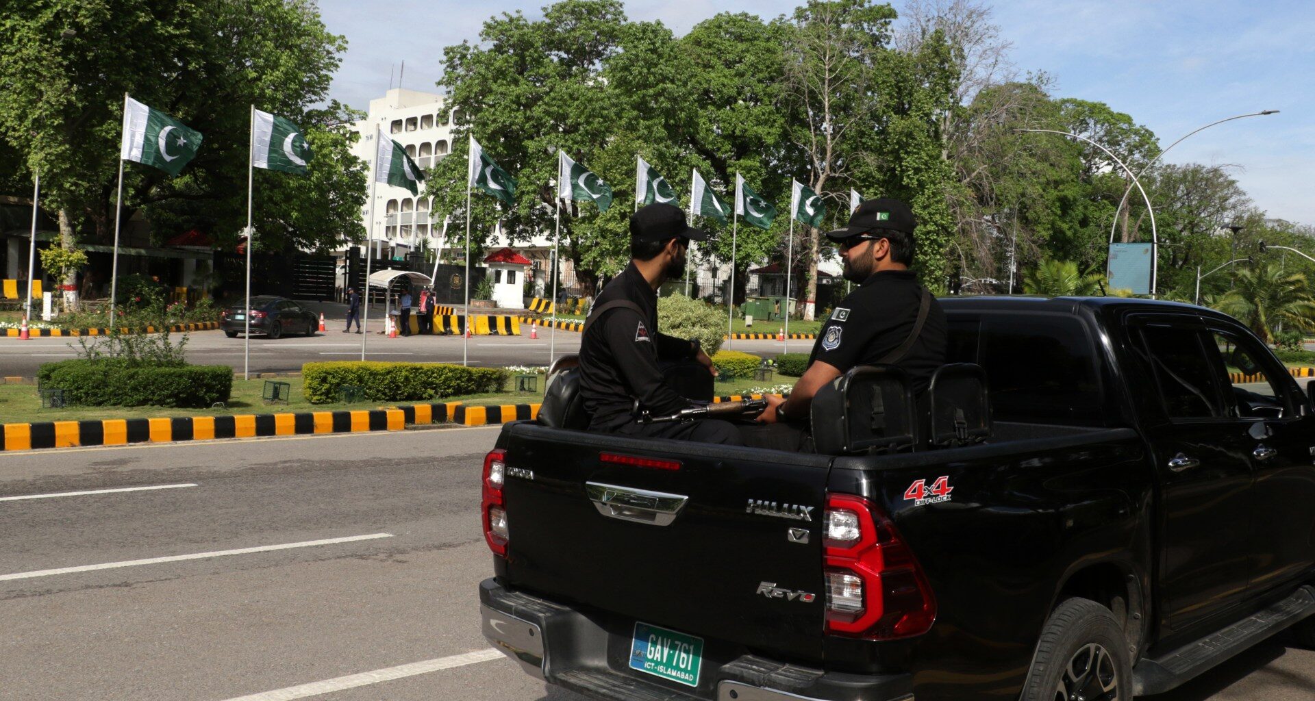 US-Iran talks in Pakistan: Who’s attending, what’s on the agenda? | US-Israel war on Iran News