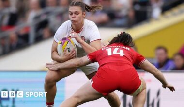 Helena Rowland carries the ball