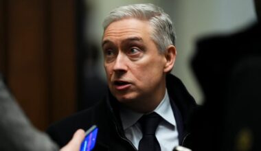 Canada's finance minister aims to shore up support, investment in China