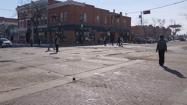 Pedestrians speak out about Edmonton's plan to remove scramble crosswalks on Whyte Avenue