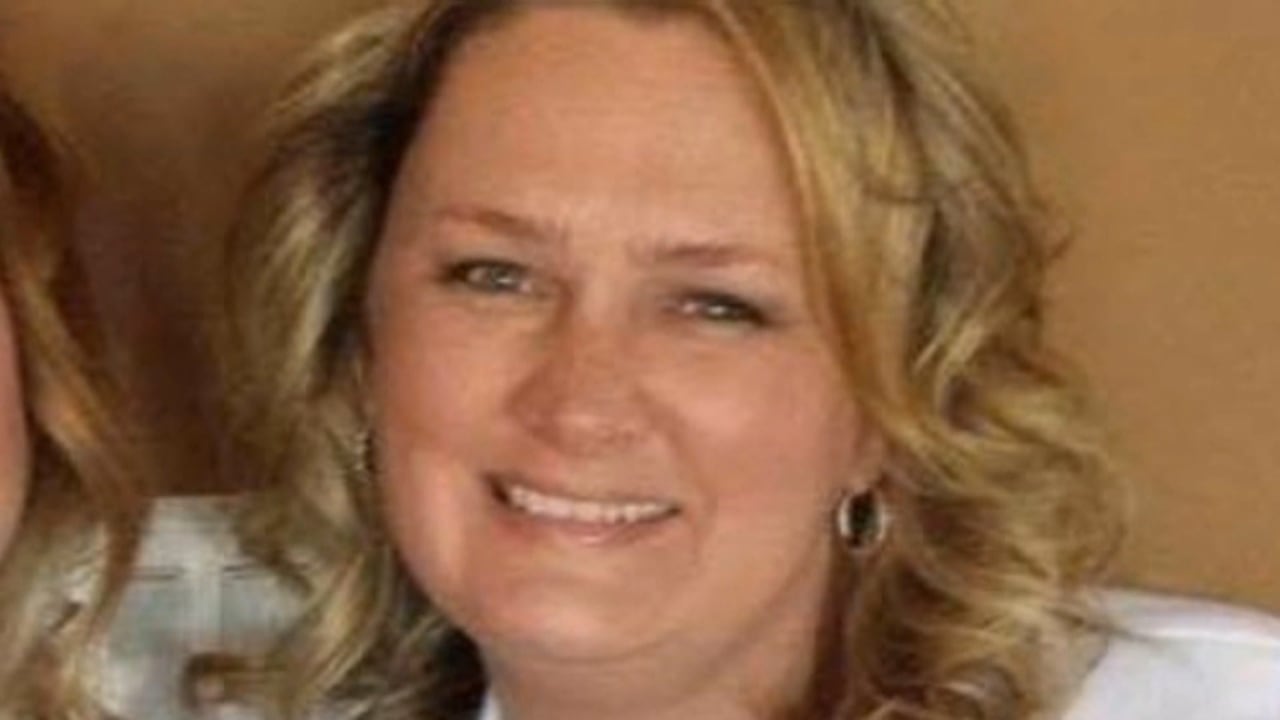 A photo of a woman with blonde hair. 