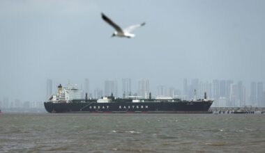 Live updates: Iran war news, oil prices surge on Trump’s vow to hit Iran ‘extremely hard’