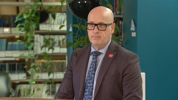 Proposed political neutrality legislation offensive to Alberta teachers, ATA says