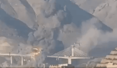 Trump 'Openly Flaunting His War Crimes' as US Bombs Iran's Civilian Infrastructure