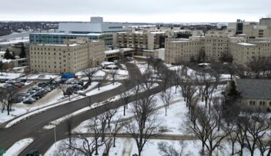 Judge orders Sask. Human Rights Commission to hear complaint about hospital kiosk language policy
