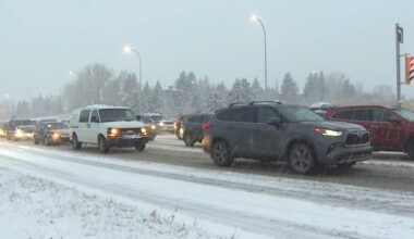 More than 160 crashes reported by Calgary police Sunday amid snowfall