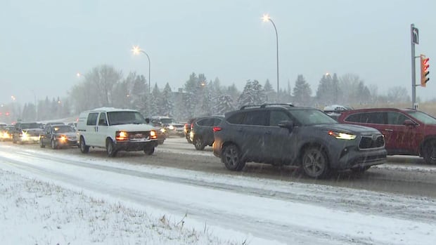 More than 160 crashes reported by Calgary police Sunday amid snowfall