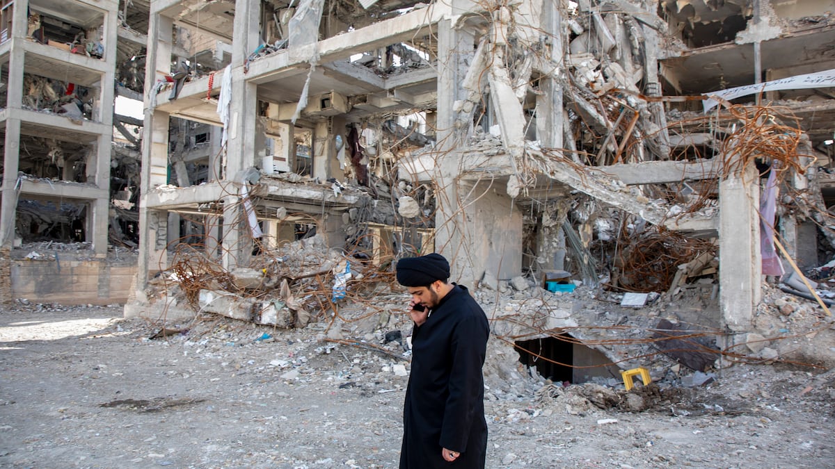 Iran rejects a U.S. ceasefire plan as Trump again threatens to bomb its infrastructure