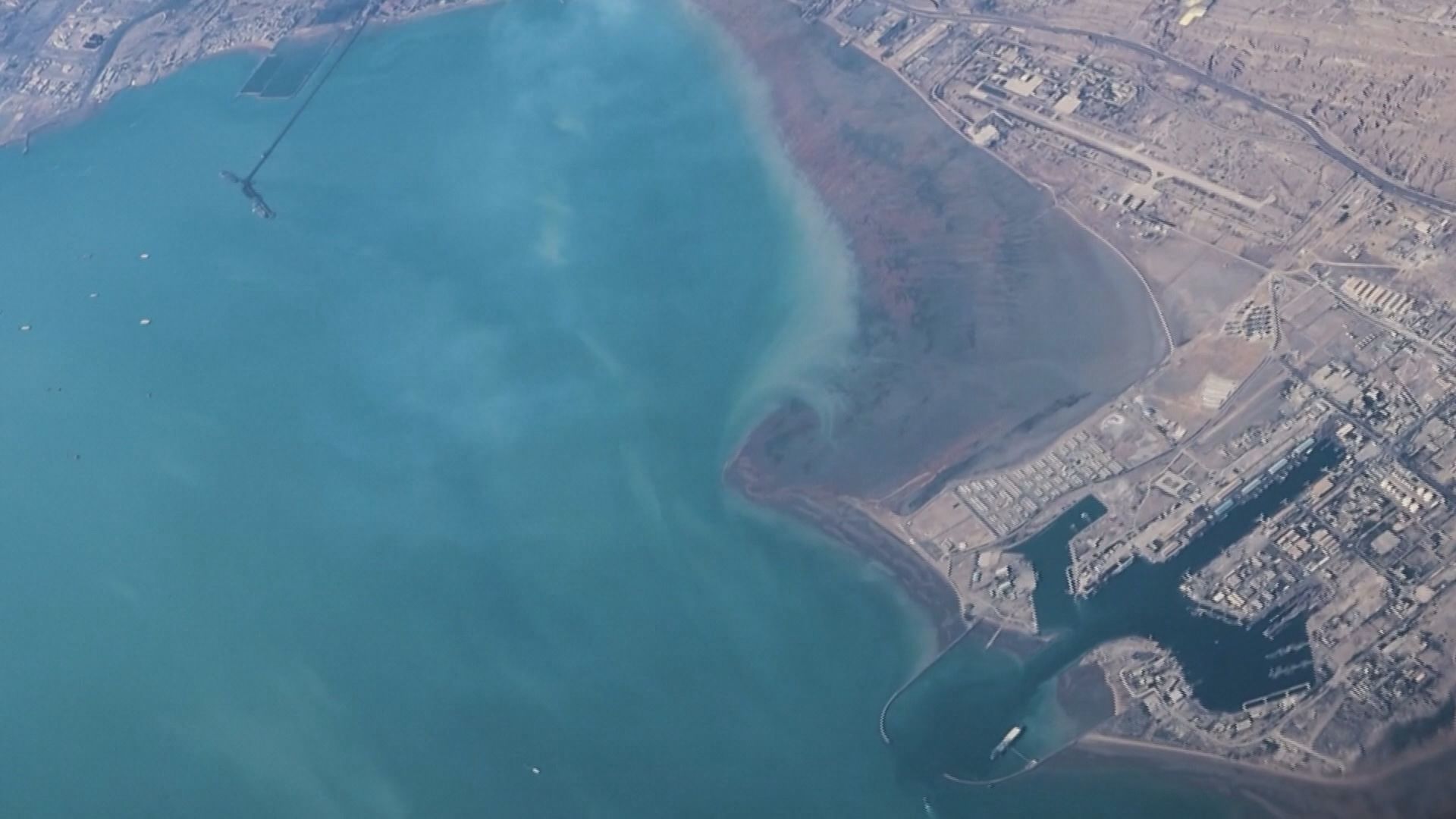 Click to play video: 'Iran rejects ceasefire plan as Trump’s latest deadline nears'