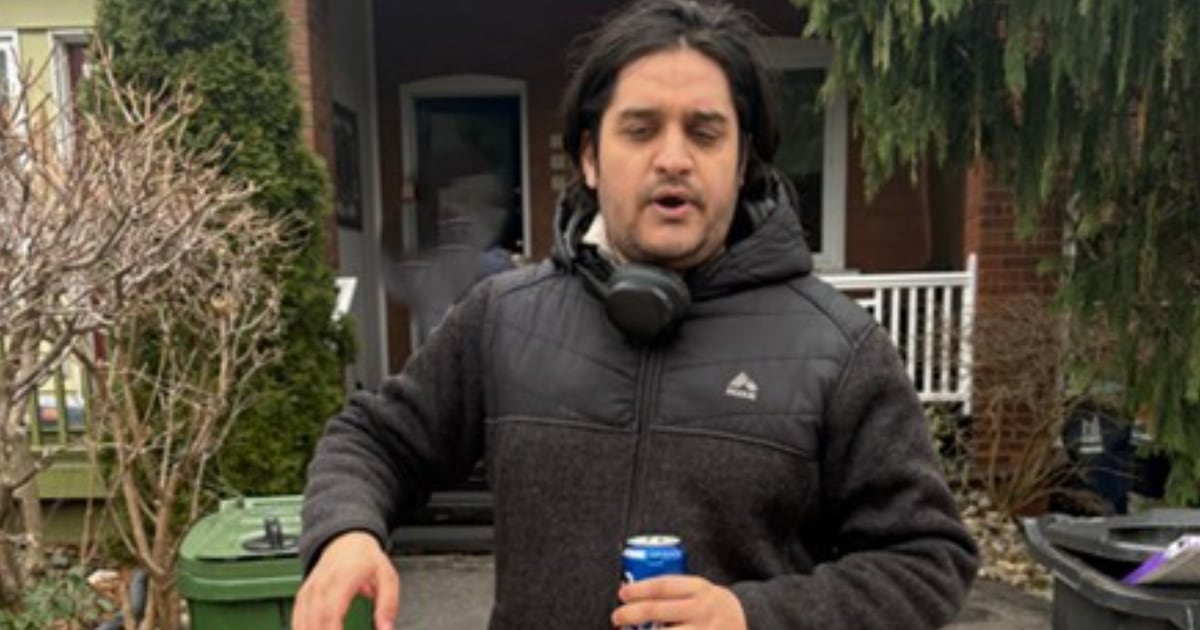 Toronto police search for suspect accused of following a 13-year-old girl
