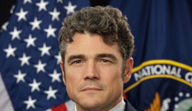 The National Desk dark theme brand icon