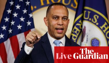 Democrats push to pass Iran war powers resolution despite House recess, accusing Trump of ‘unhinged behavior’ – US politics live | US politics