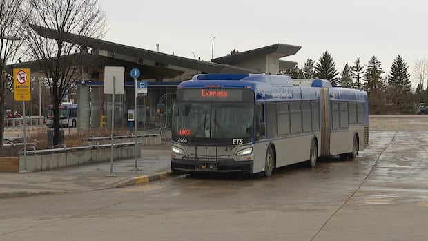 Edmonton bus report card reveals routes that aren't running on time