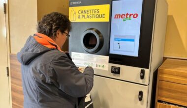 Bottle deposit machines are being phased out from Quebec grocery stores. Here's why