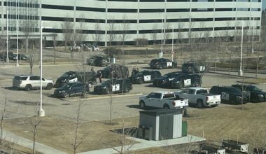 Man in custody after police respond to report of person carrying knife at Mount Royal University