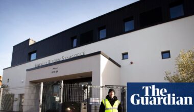 Police seek two suspects over attempted arson attack on London synagogue | London