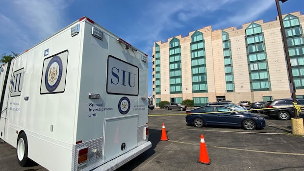 Toronto police officer charged with manslaughter after killing a man in Niagara Falls, Ont.