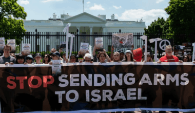 'Cowardly Bullshit': Handful of Dems Join Senate GOP to Block Ban on US Bombs, Bulldozers to Israel