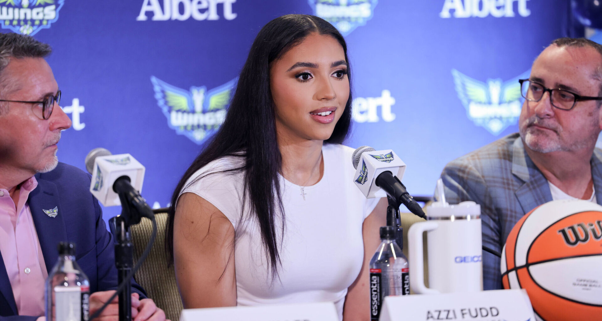 Refusing to address Fudd, Bueckers relationship feeds ugly narrative