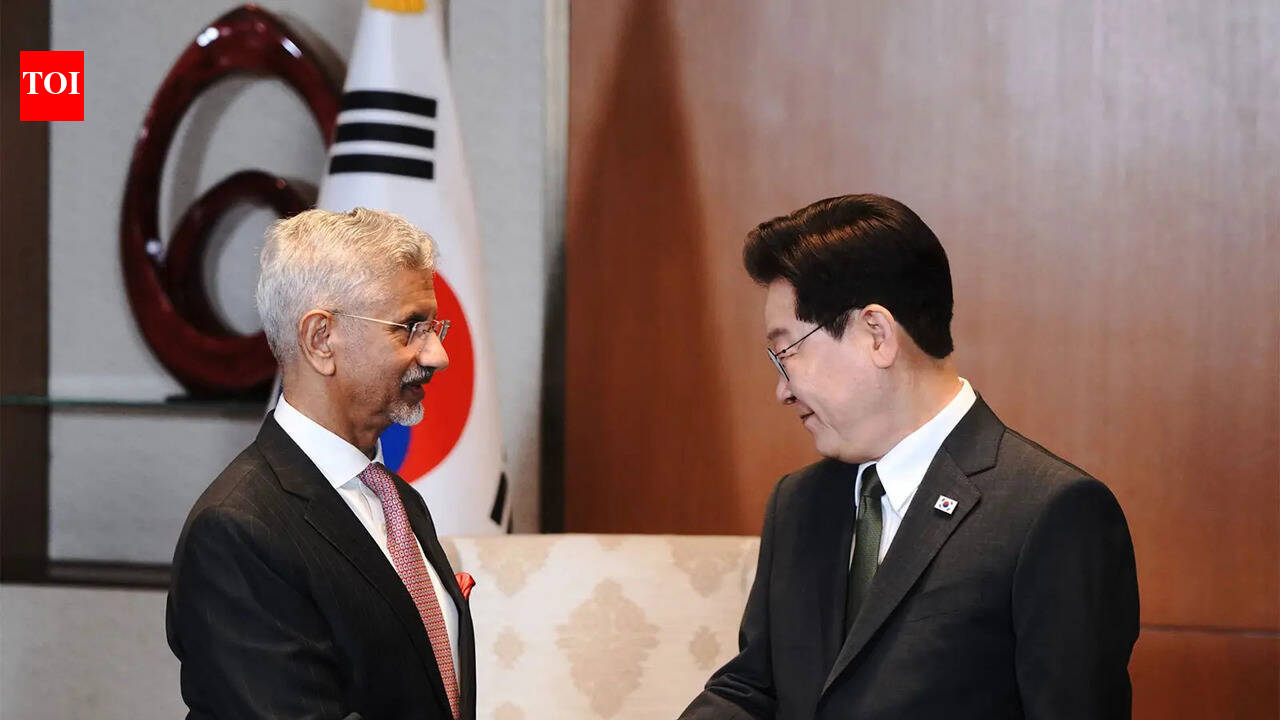 South Korean President Lee Jae-myung arrives for three-day state visit; 'Special Strategic Partnership' in focus | India News