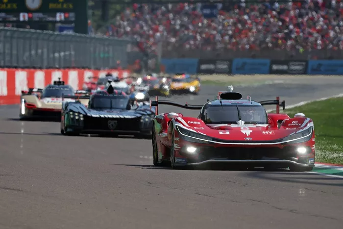 #8 Toyota Gazoo Racing Toyota TR010: Sébastien Buemi, Brendon Hartley, Ryo Hirakawa