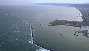 Japan earthquake mapped: Country on high alert for large quake after tsunami warnings