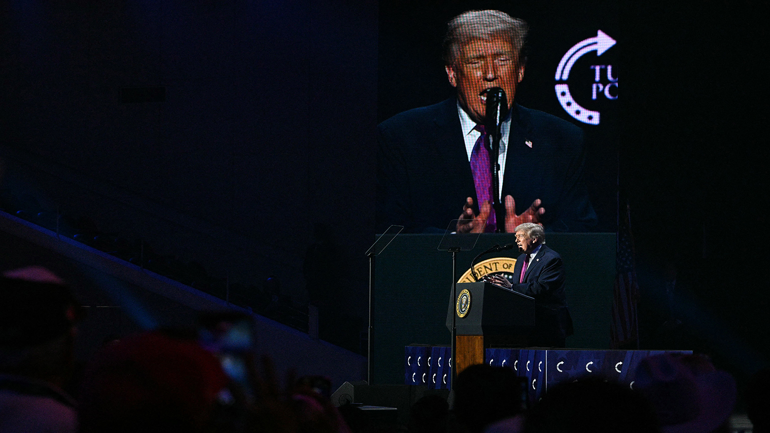 Trump Accuses Iran of Ceasefire Violations as Strait of Hormuz Crisis Deepens