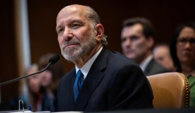 Trump’s Pay-To-Play ‘Gold Card’ Visa Draws Just 1 Approval So Far