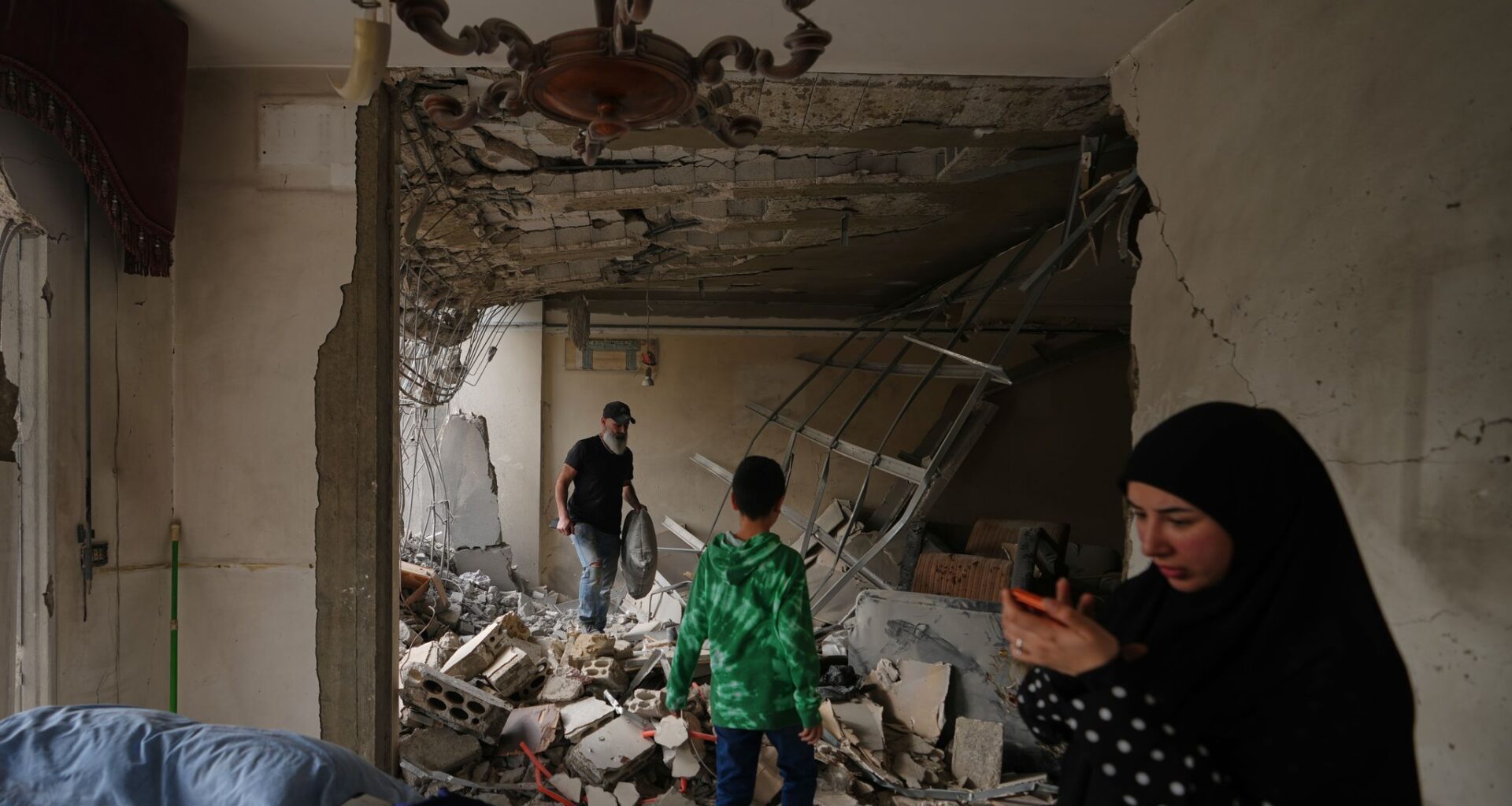 Oil prices go up over stalled US-Iran talks