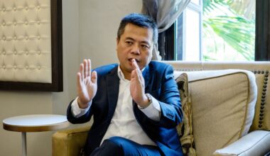 Chinese Billionaire Overhauls AI Startup After Warning on Manus