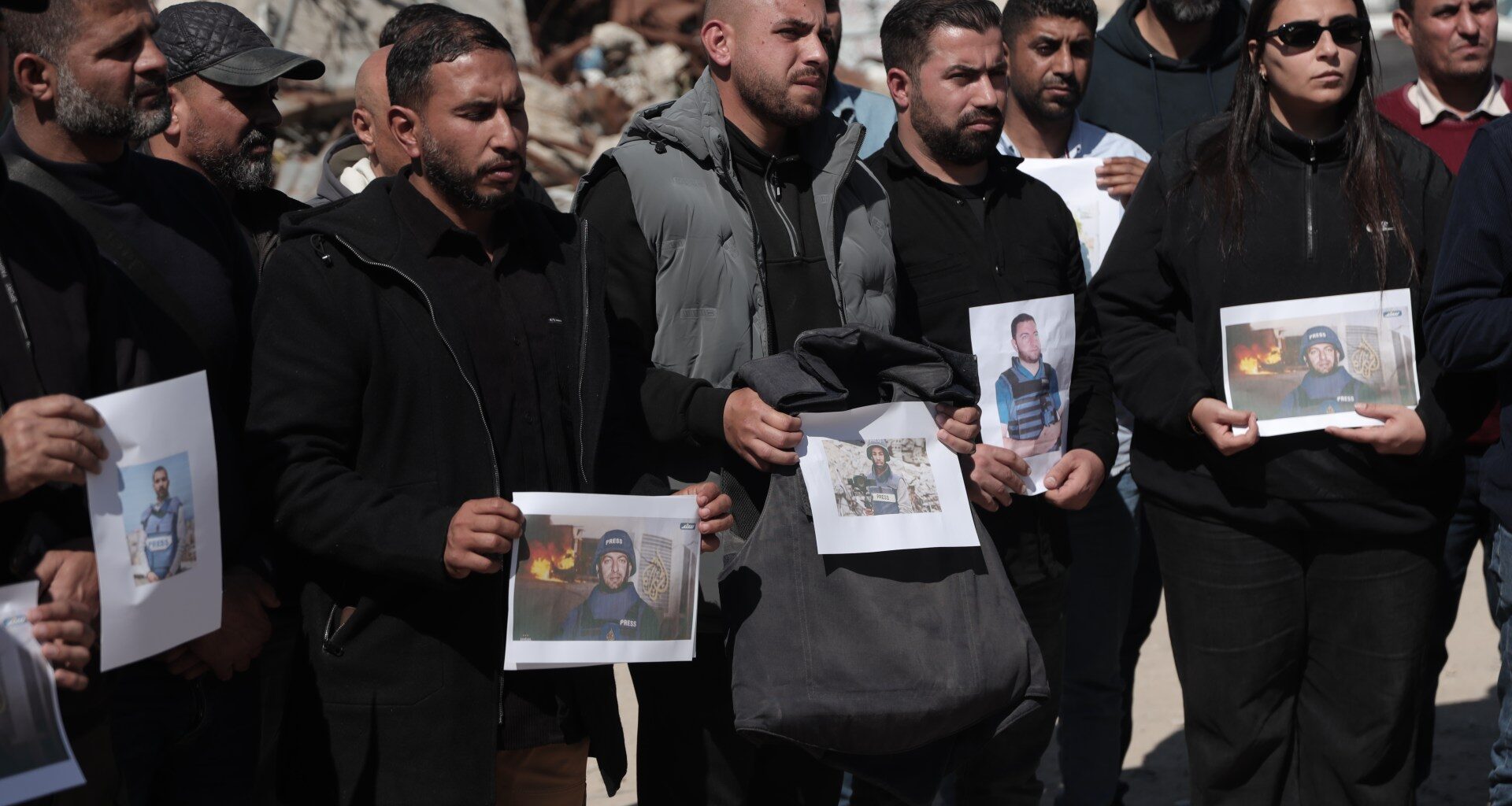 Press freedom worldwide falls to its lowest level in 25 years | Freedom of the Press News