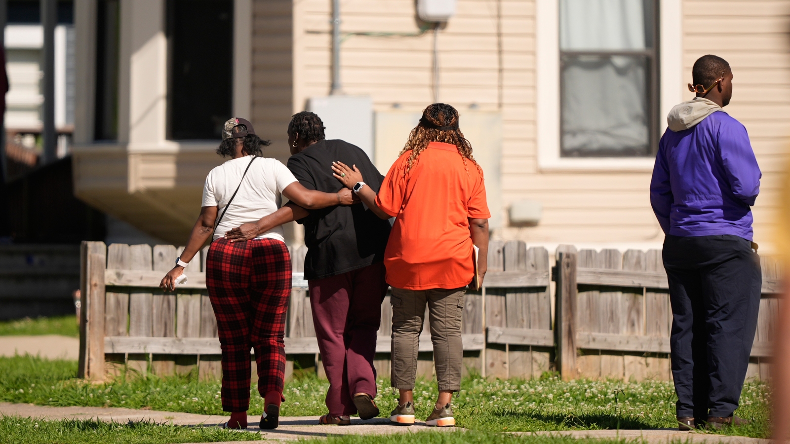 Shreveport, Louisiana shooting today: Father kills 7 of his children plus another child in mass shooting at house, police say