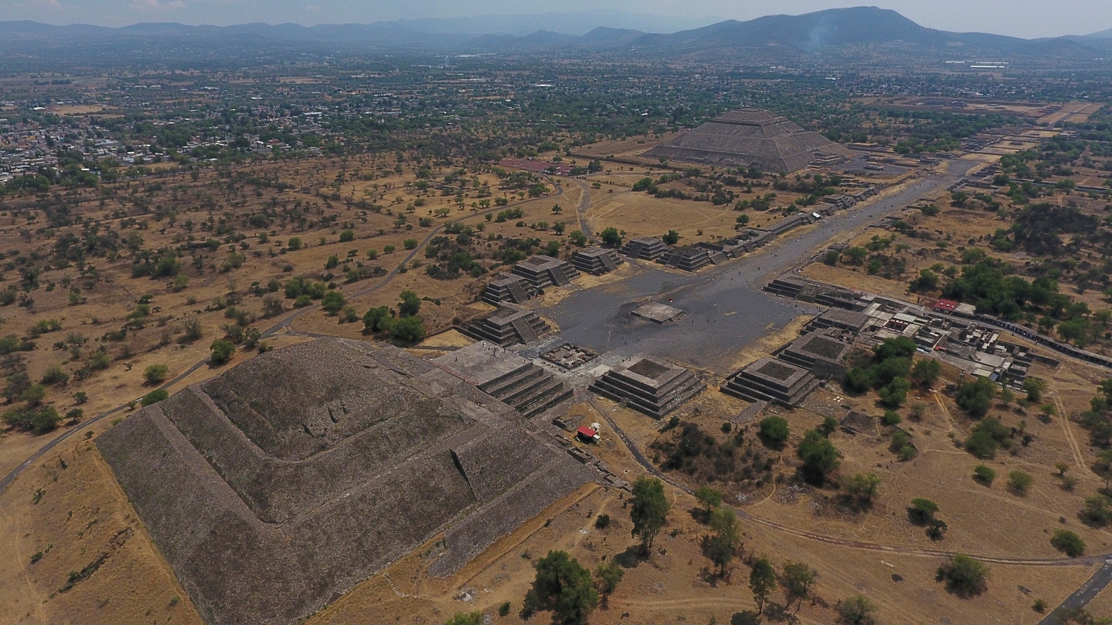 Teotihuacan pyramids shooting: Shooting at pyramids near Mexico City leaves 1 Canadian tourist dead, 6 people injured