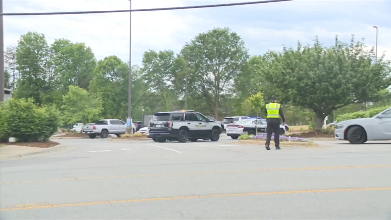 2 killed, 5 injured as planned fight between teens turns into deadly mass shooting at Winston-Salem, North Carolina park