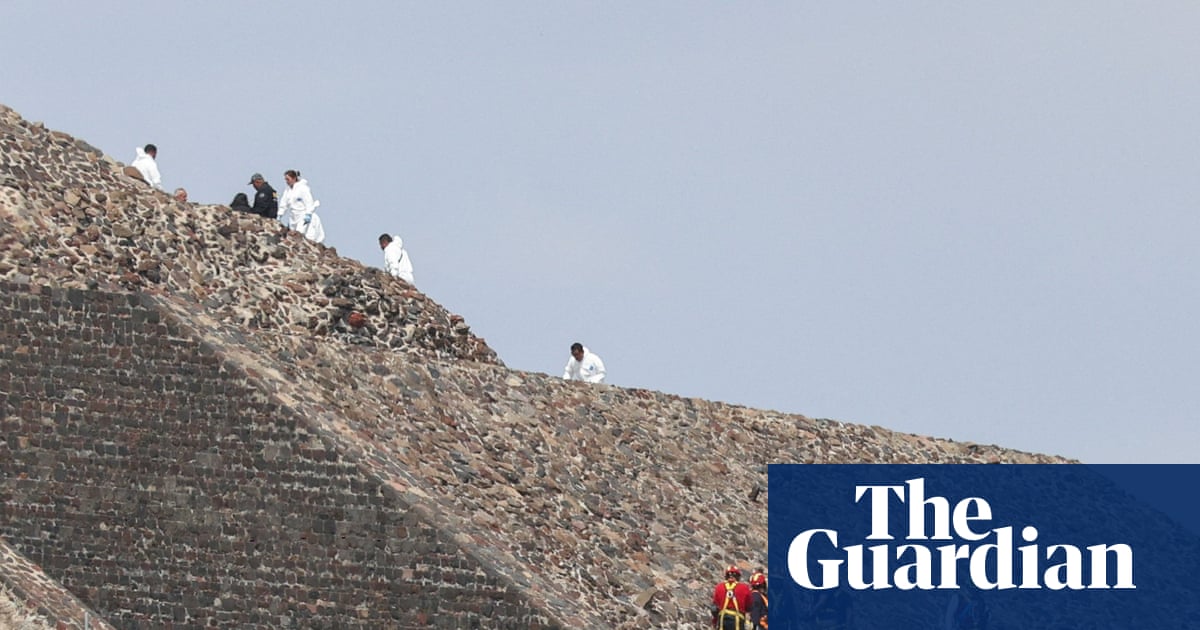 Canadian woman killed after gunman opens fire at Mexico’s Teotihuacán pyramids | Mexico