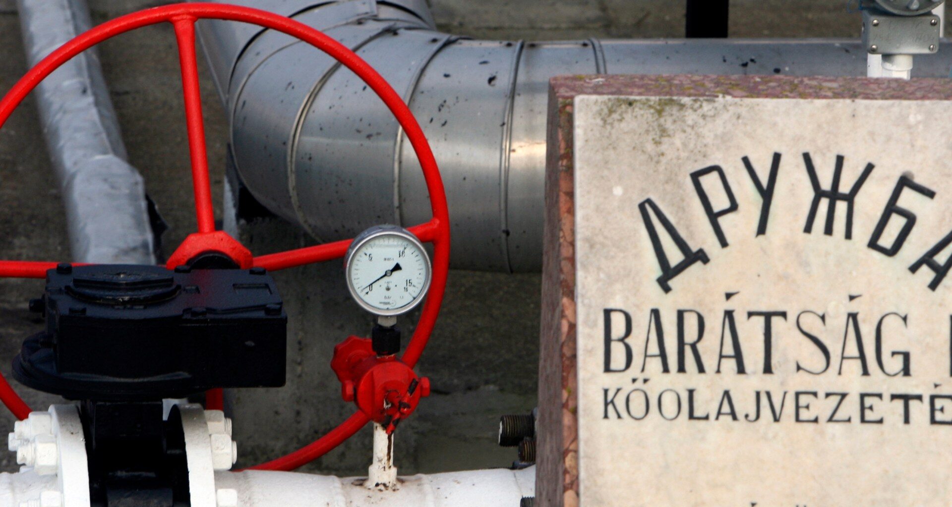 Ukraine restarts Russian oil to Europe, unblocking 90-billion-euro EU loan | Oil and Gas News