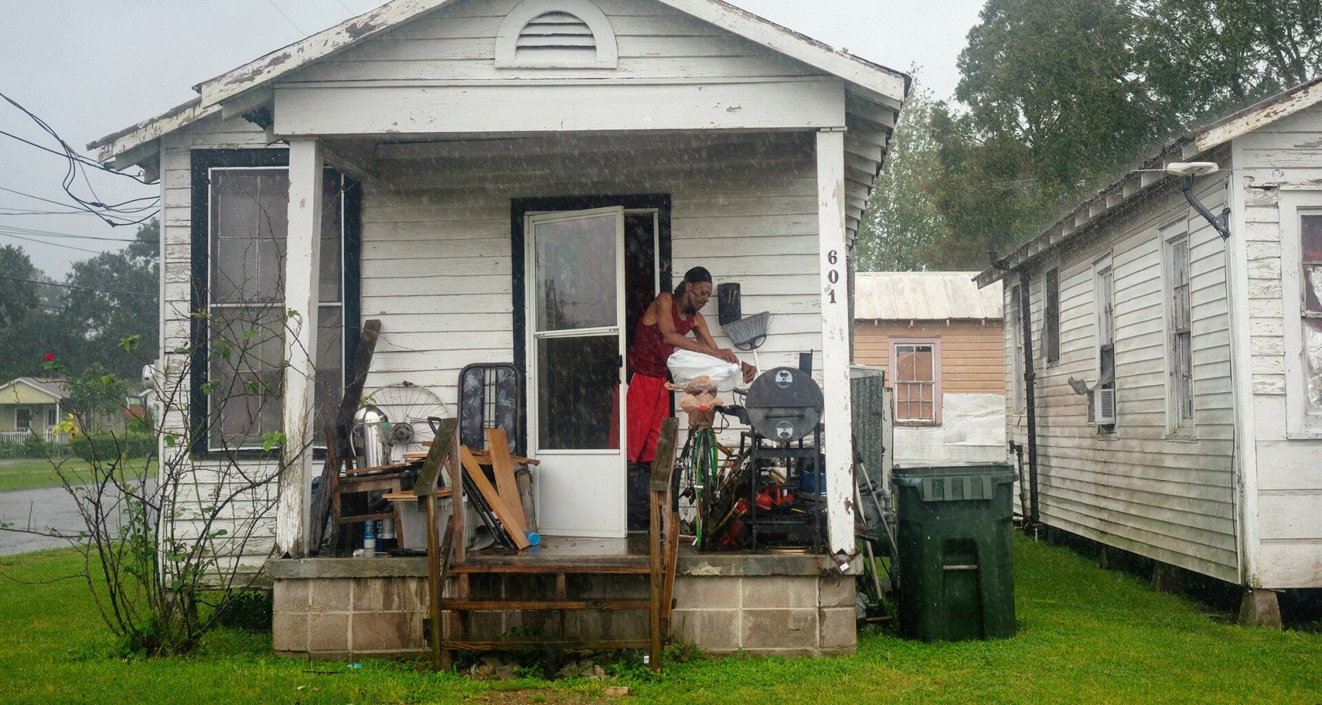 Car slams into Louisiana Lao New Year parade, injuring about 15 people | Health News