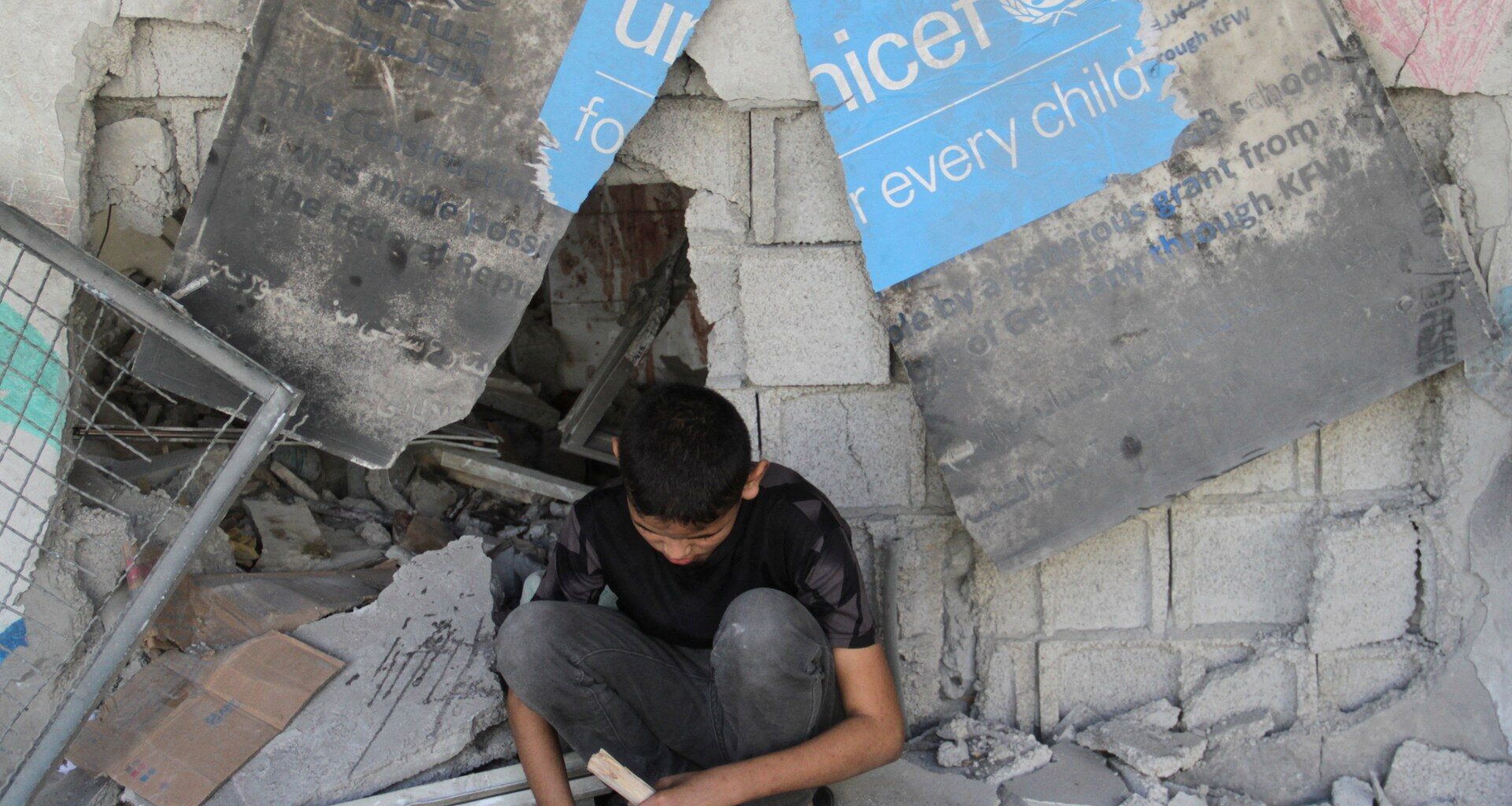 UNICEF ‘outraged’ after Israeli forces kill water truck drivers in Gaza | Gaza News