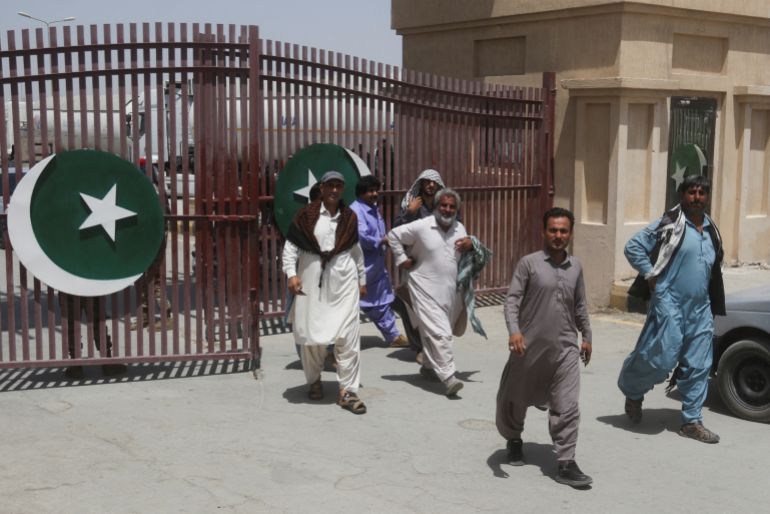 Pakistani pilgrims return from Iran, following the Israeli strikes in Iran, at the Pakistan-Iran border crossing in Taftan, Pakistan June 19, 2025. REUTERS/Naseer Ahmed