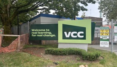 VCC pausing 1st-year nursing program 'very short-sighted': nurses' union head