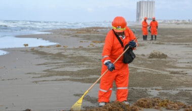 Mexico's coastal communities fear more crude contamination as spill source unclear